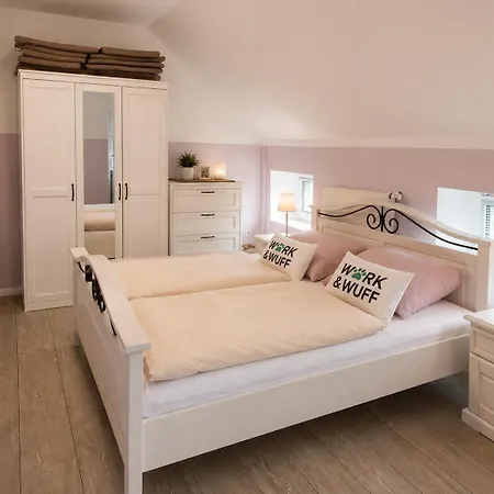 Apartment Work & Wuff Fuer Dich Und Deinen Vierbeiner Blomberg (Lower-Saxony)